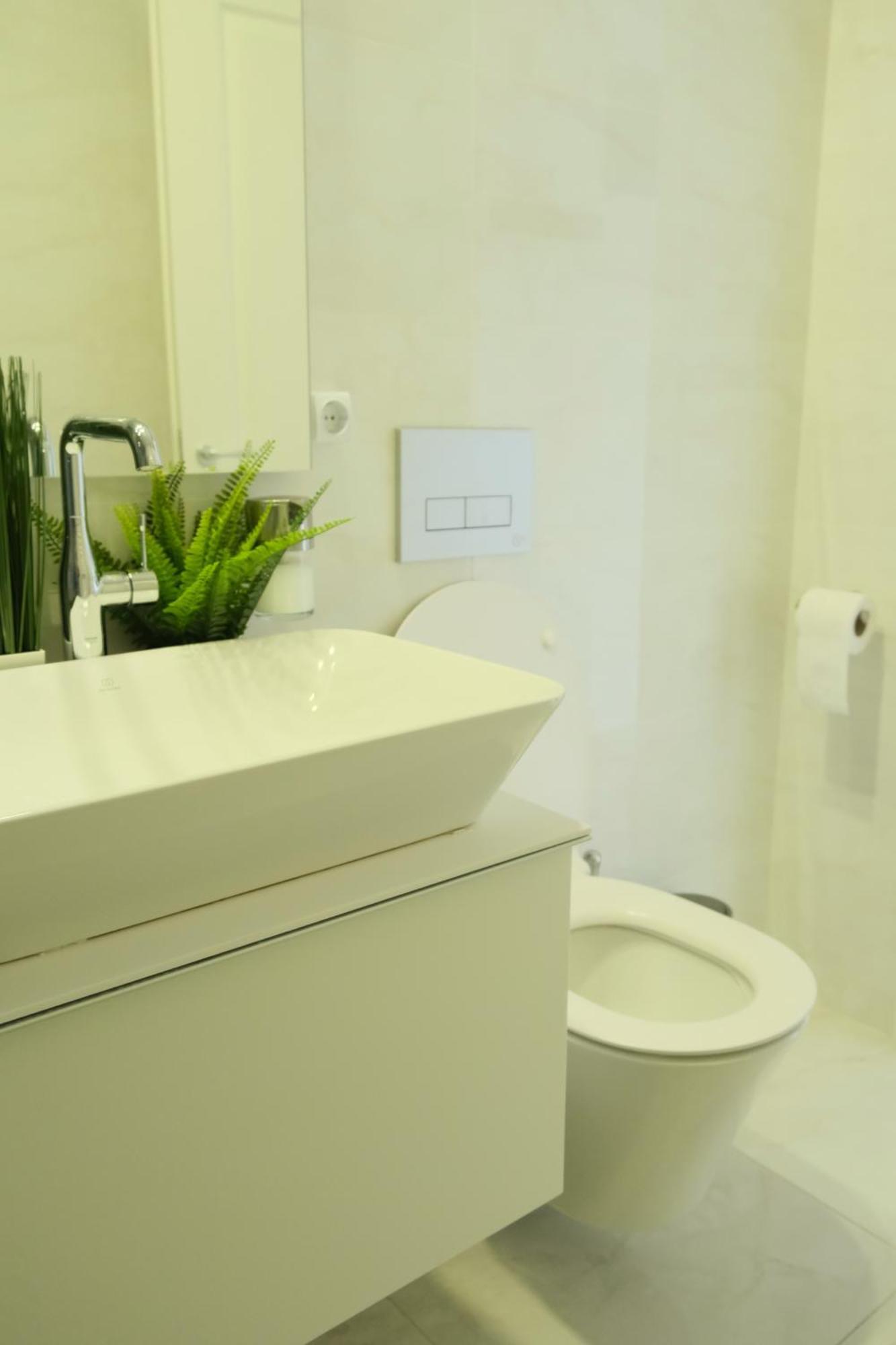 Bucharest Booking Apartments-Self Check-In Ngoại thất bức ảnh