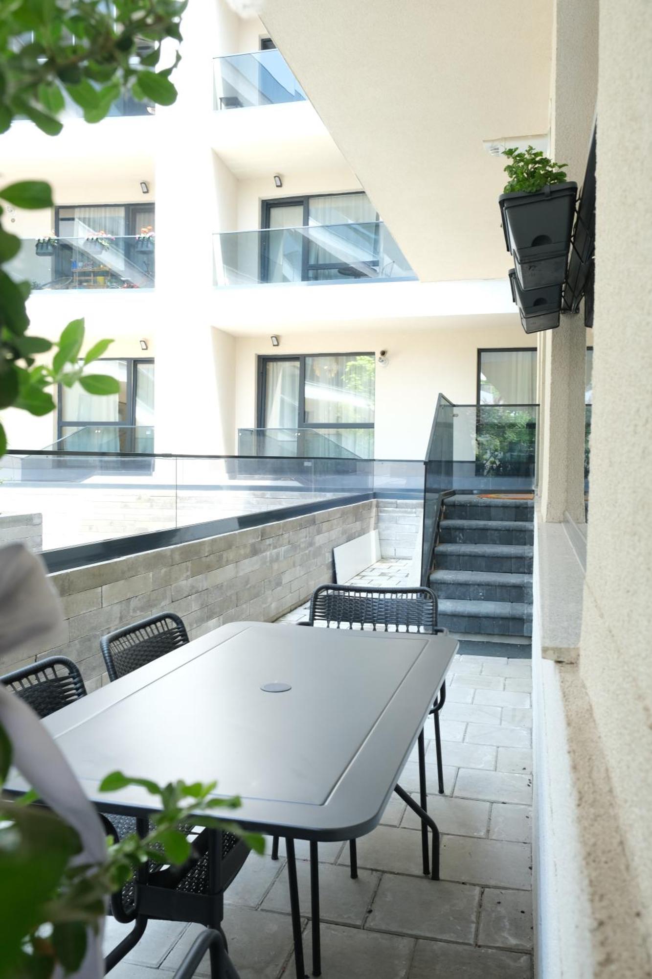 Bucharest Booking Apartments-Self Check-In Ngoại thất bức ảnh